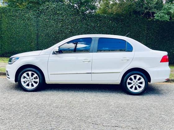 VOLKSWAGEN VOYAGE 1.6 MSI TOTALFLEX 4P MANUAL VOLKSWAGEN VOYAGE 1.6 MSI TOTALFLEX 4P MANUAL